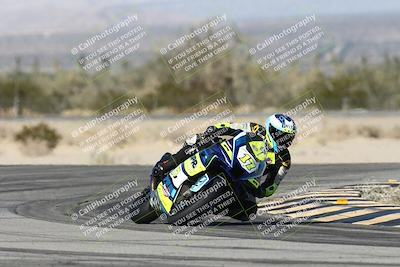 media/Dec-06-2025-CVMA (Sat) [[4a896cc04c]]/Race 4-Formula Middleweight/